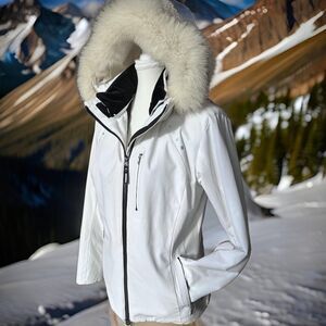 Descente women's jacket, ski, board, white, Sz 10, EUC, fur trim